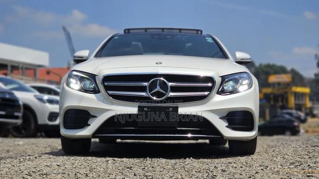 Mercedes-Benz E200 2020 White