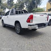 Toyota Hilux 2019 White for sale