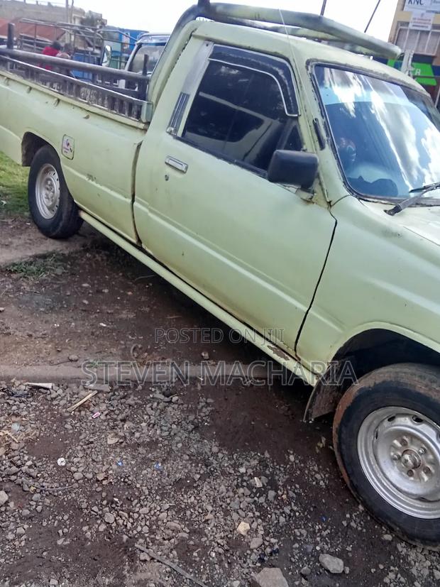 Toyota Corolla Fielder 2002 Green