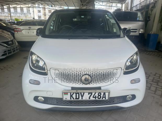 Smart ForFour 2019 White