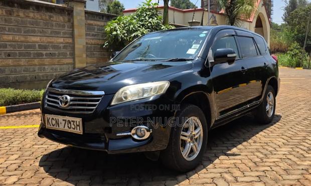 Toyota Vanguard 2010 Black