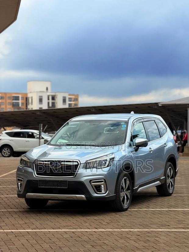 Subaru Forester 2019 Silver