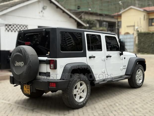 Jeep Wrangler Sport 4x4 2016 White