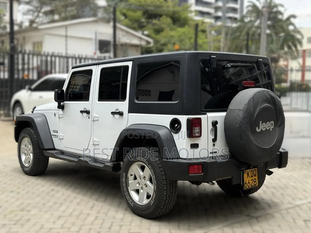 Jeep Wrangler Sport 4x4 2016 White