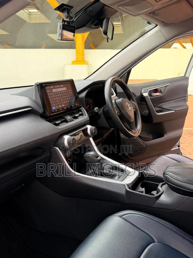 Toyota RAV4 2019 Gray