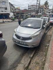 Nissan Note 2016 Silver for sale