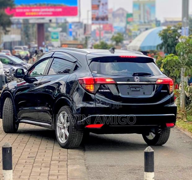 Honda Vezel 1.5 Hybrid 2WD 2019 Black