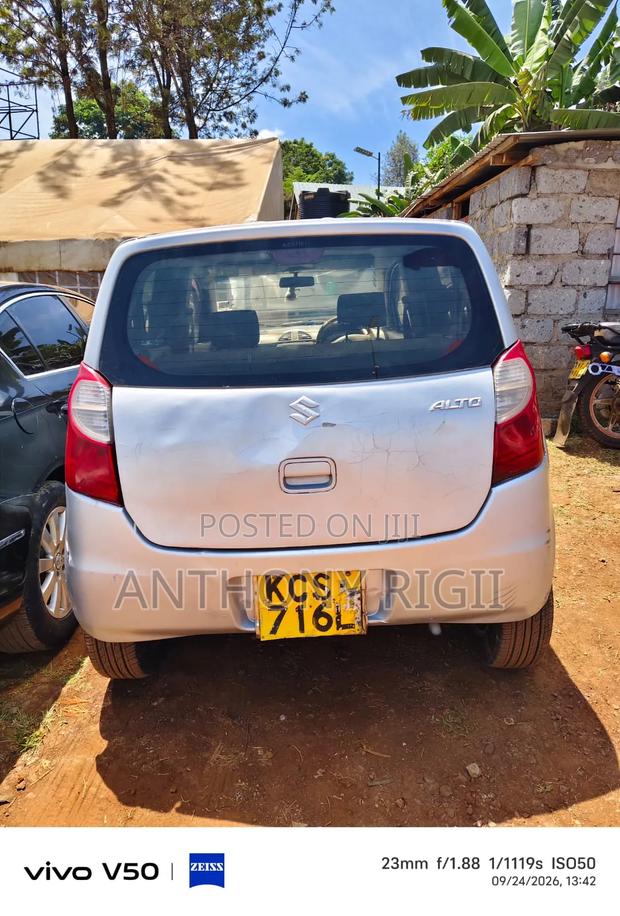 Suzuki Alto 1.0 2011 Silver