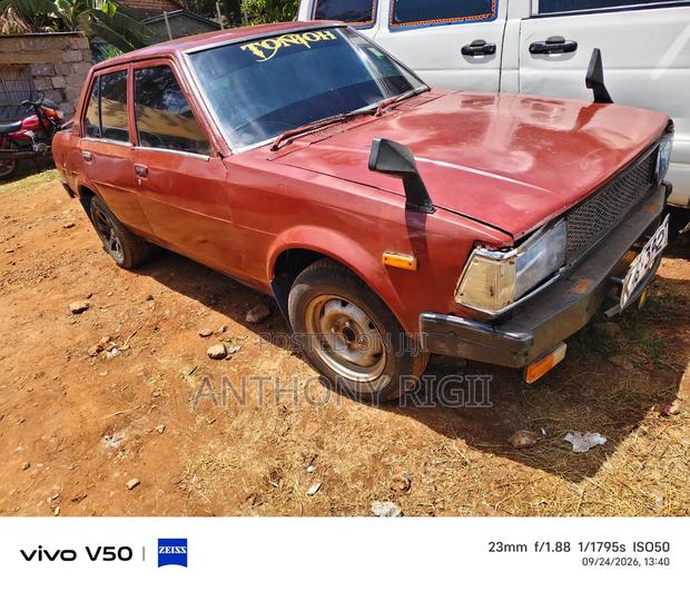 Toyota Corolla 1300 Custom DX 1983 Brown
