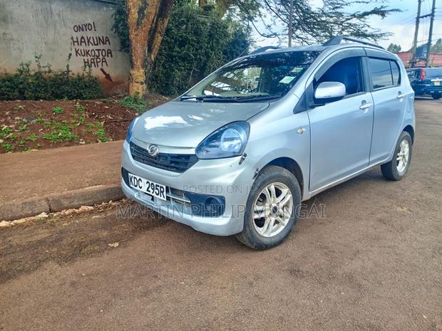 Daihatsu Mira 2015 Silver