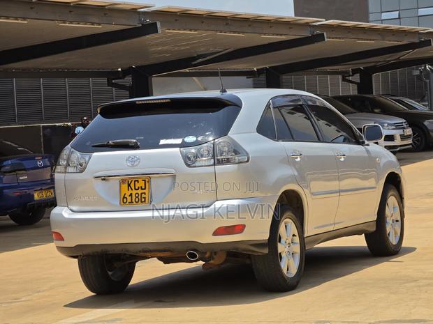 Toyota Harrier 2.4 2010 Silver
