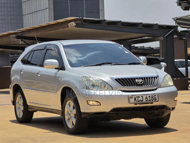 Toyota Harrier 2.4 2010 Silver