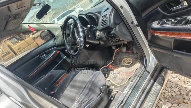Toyota Harrier 2010 Silver