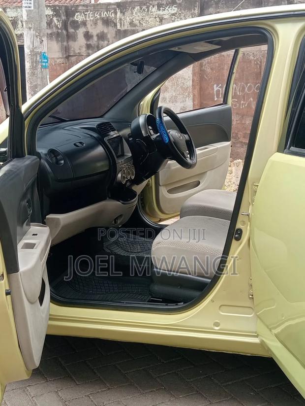 Toyota Passo 2008 Yellow