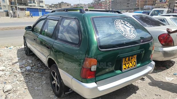 Toyota Corolla 2002 Green