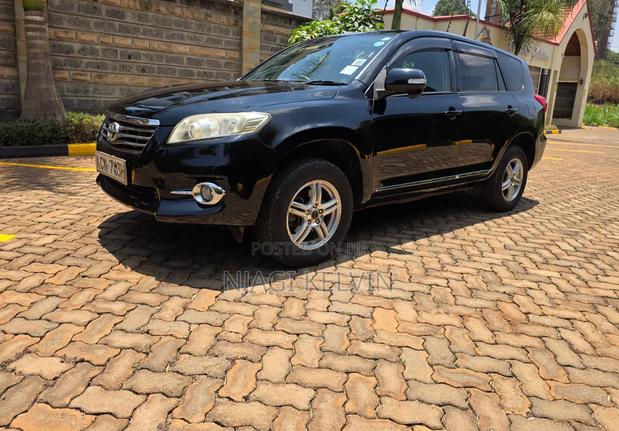 Toyota Vanguard 2010 Black