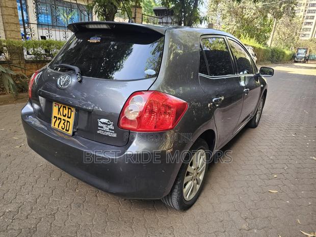 Toyota Auris 1.4 VVTi 2008 Gray
