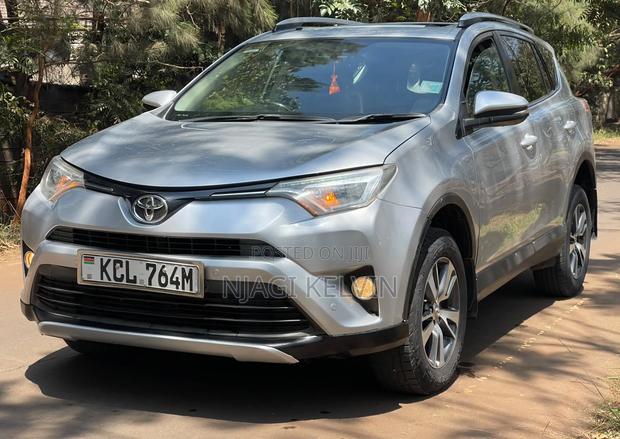 Toyota RAV4 2016 Silver