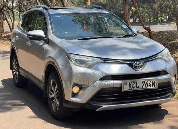 Toyota RAV4 2016 Silver