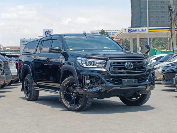 Toyota Hilux 2019 Black