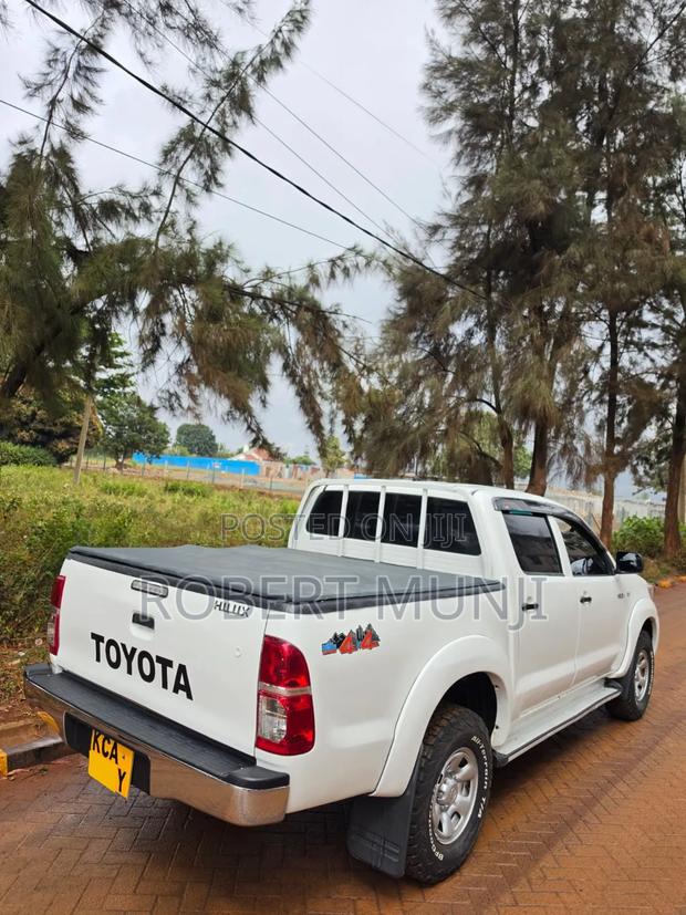 Toyota Hilux 2014