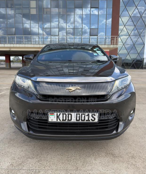 Toyota Harrier 2014