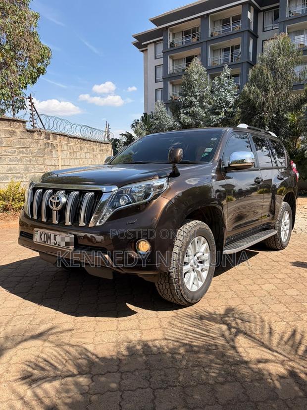 Toyota Land Cruiser Prado 2.7 2017 Brown