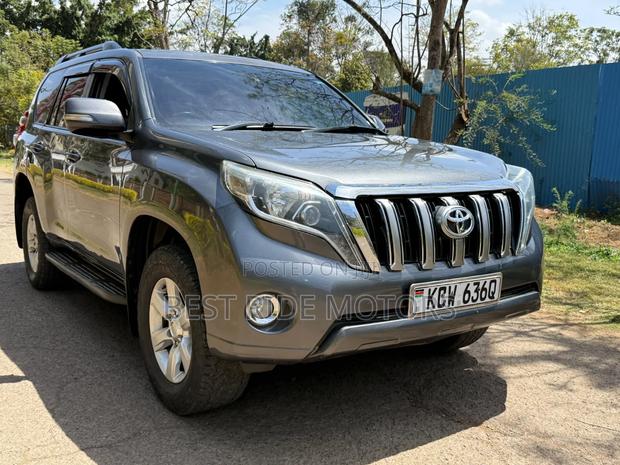 Toyota Land Cruiser Prado 3.0 TD 2013 Gray