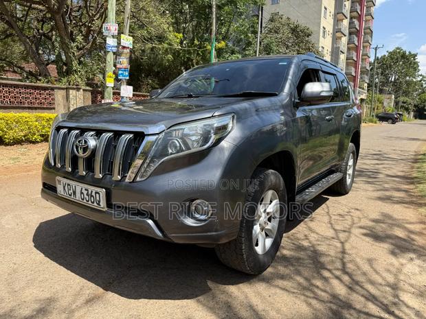 Toyota Land Cruiser Prado 3.0 TD 2013 Gray