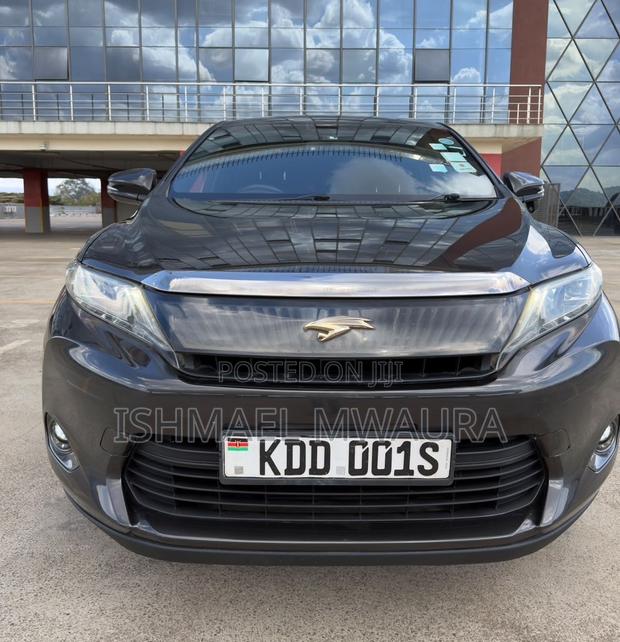 Toyota Harrier 2.0 2014 Black