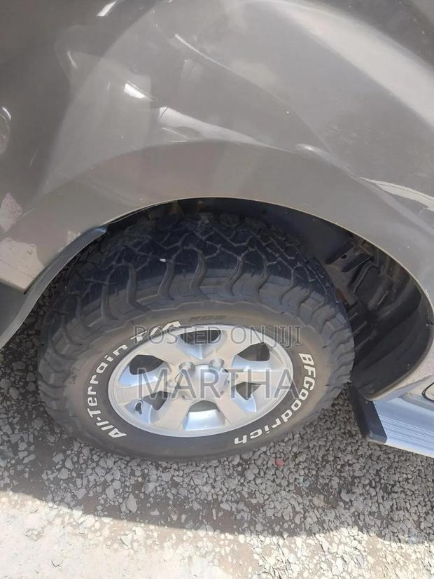 Isuzu D-MAX 2021 Brown
