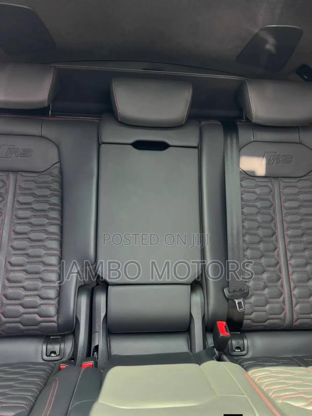 Audi RS Q8 2020 Black