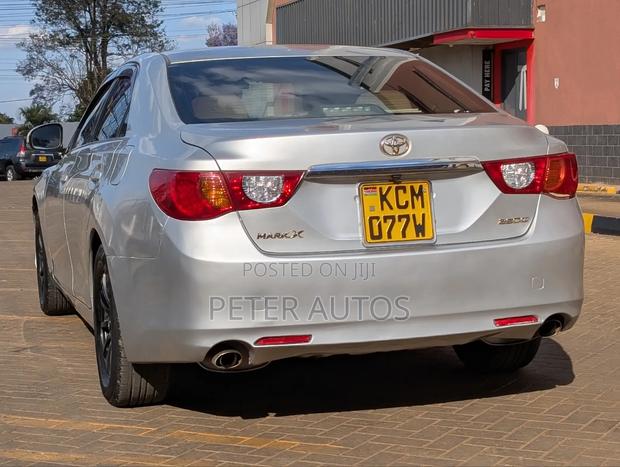 Toyota Mark X 2.5 AWD 2010 Gray
