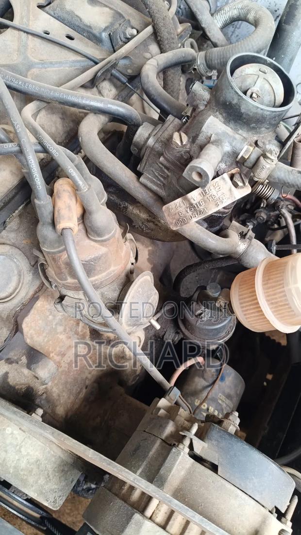 Peugeot 504 1985 Off white