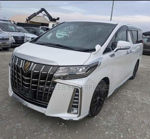 Toyota Alphard 2.5 Petrol FWD 2020 White