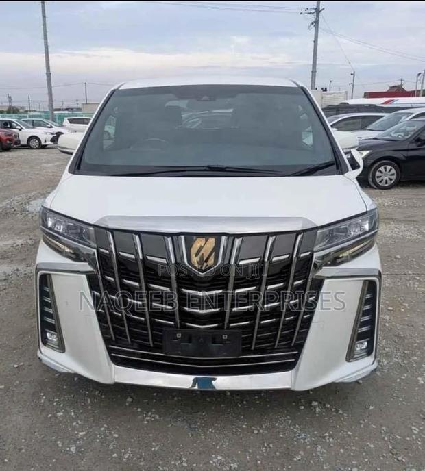 Toyota Alphard 2.5 Petrol FWD 2020 White