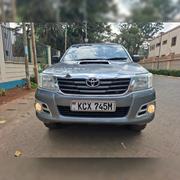 Toyota Hilux 2013 Gray for sale