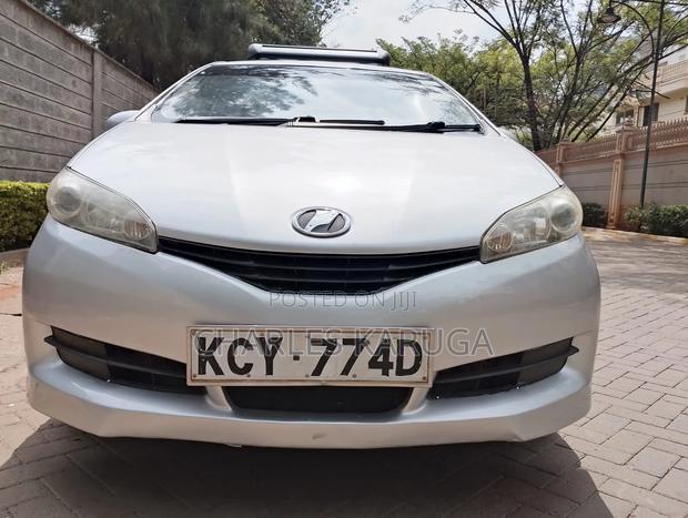 Toyota Wish 2013 Silver