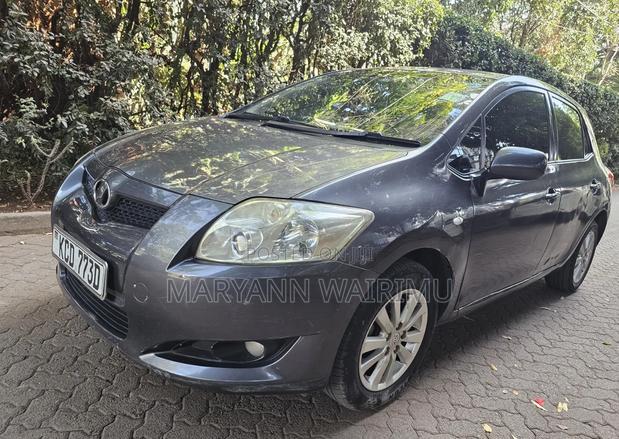 Toyota Auris 1.4 VVTi 2008 Gray