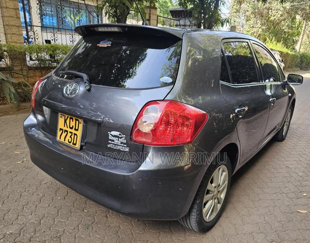 Toyota Auris 1.4 VVTi 2008 Gray