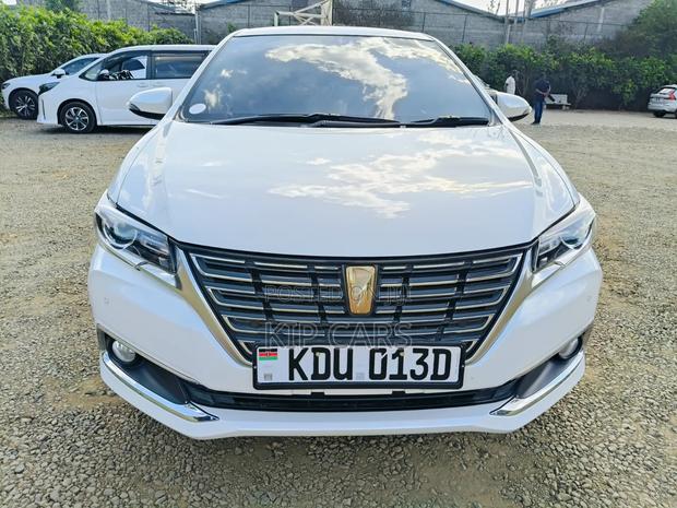 Toyota Premio 1.5 FWD 2018 White