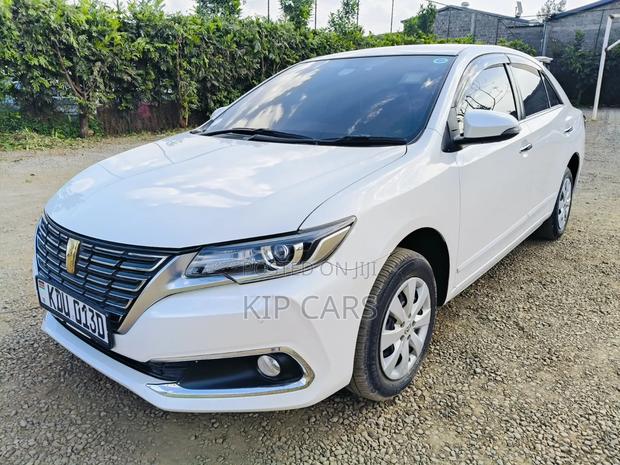 Toyota Premio 1.5 FWD 2018 White