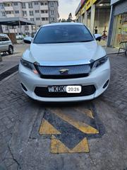 Toyota Harrier 2015 White for sale