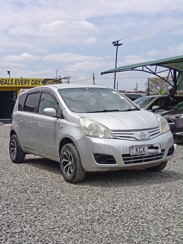 Nissan Note 2012 Silver