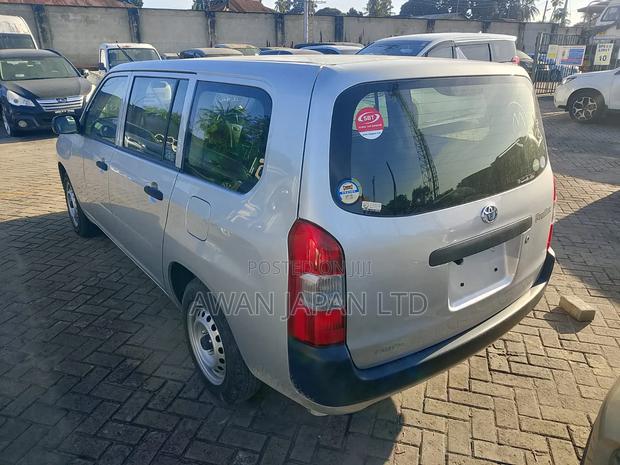 Toyota Probox 1.3 DX 2WD 2020 Silver
