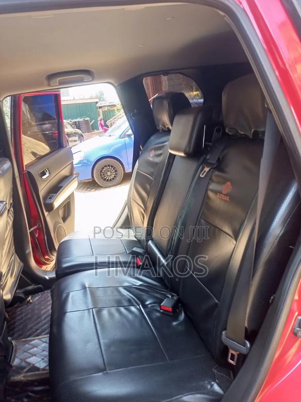 Nissan X-Trail 2.0 Petrol XE 2011 Red