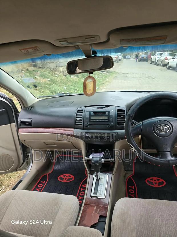 Toyota Premio 1.8 AWD 2004 Silver