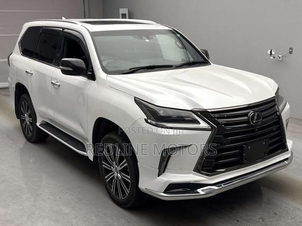 Lexus LX 570 AWD 2019 Pearl