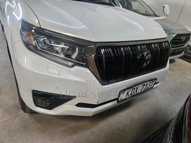 Toyota Land Cruiser Prado 2020 White