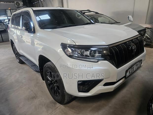 Toyota Land Cruiser Prado 2020 White